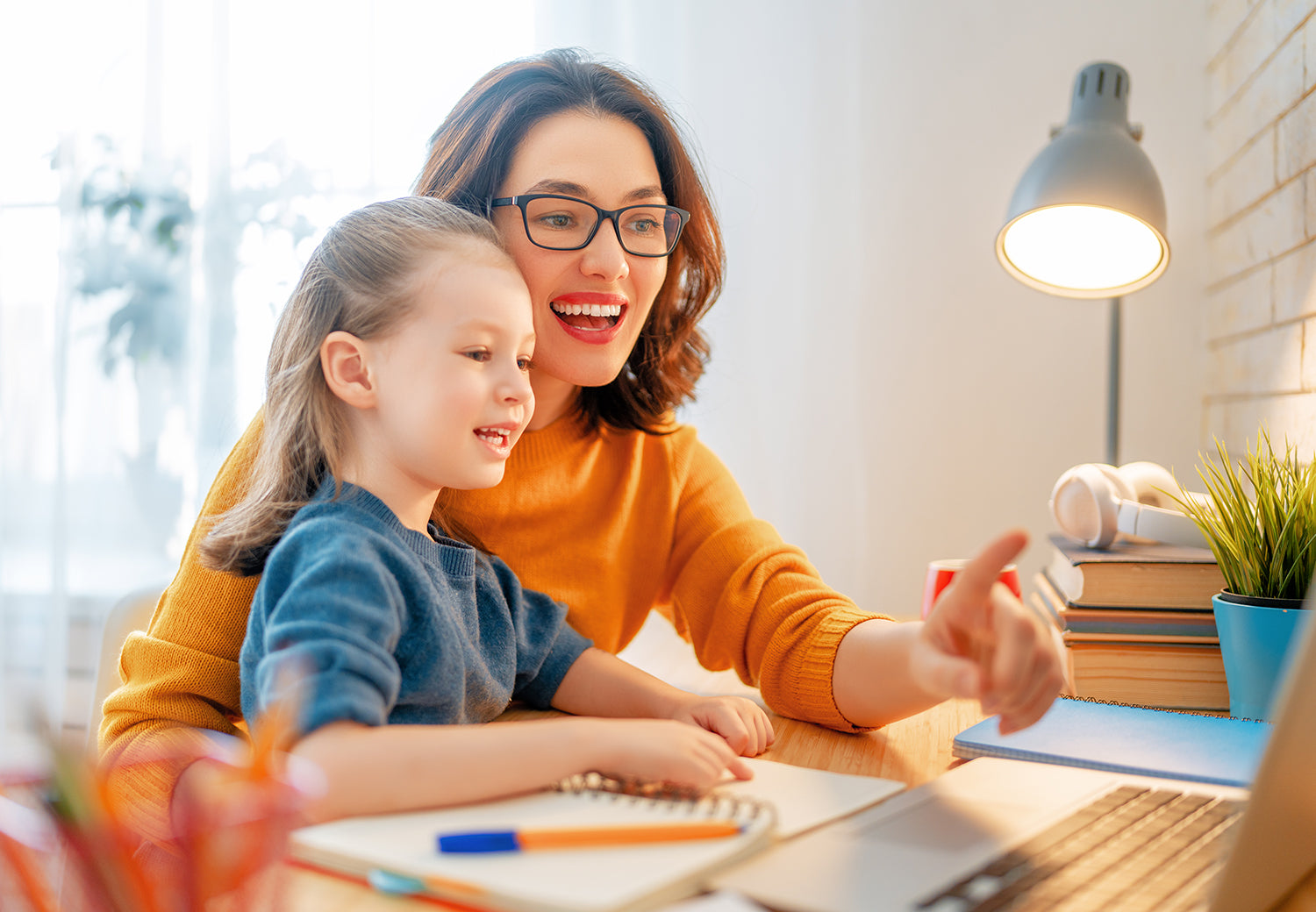 mother-working-from-home