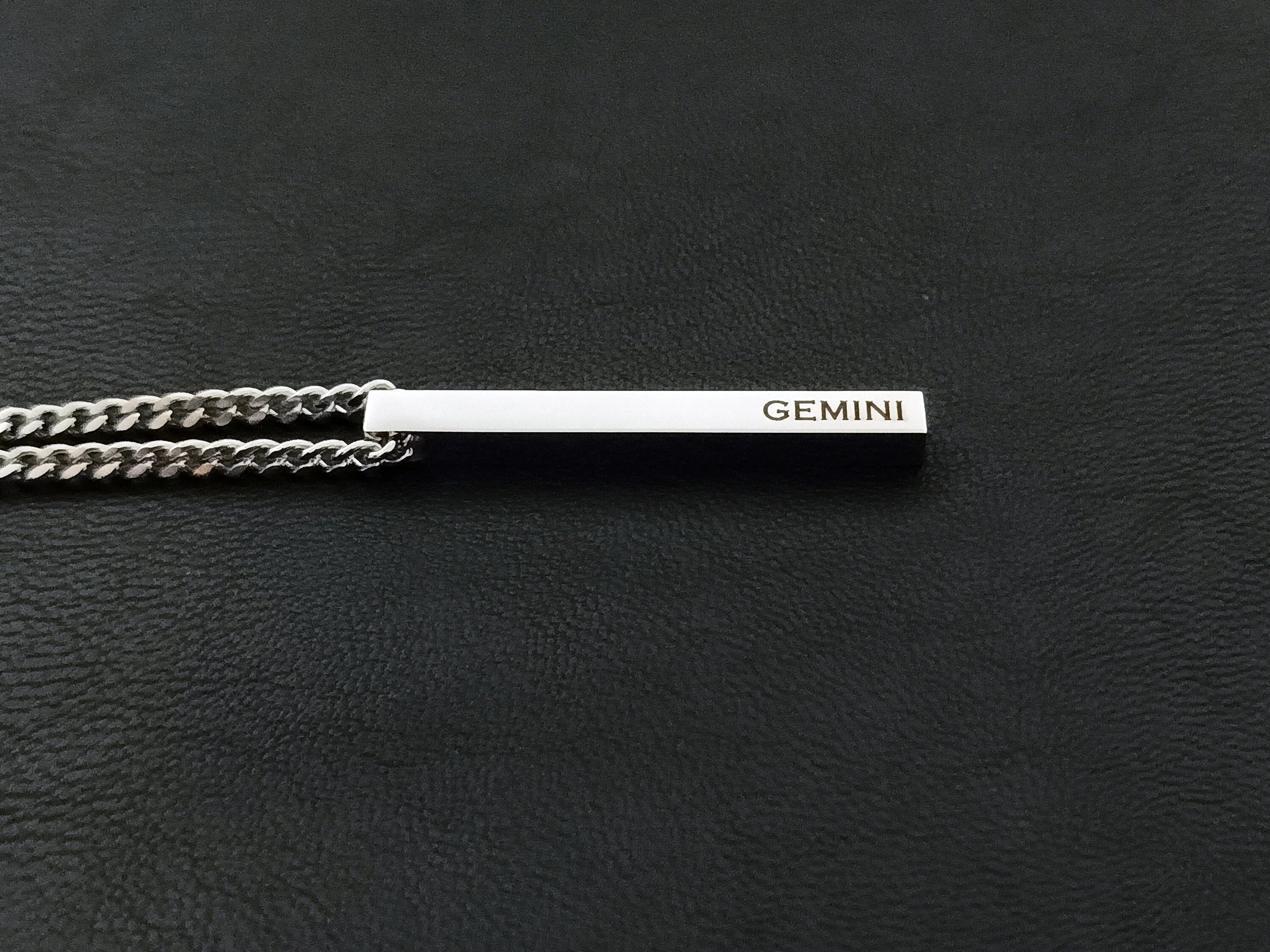 Zwillinge Sternzeichen-Anhänger 60 / Chrysopoeia-Serie / Maitreya Fields – Energieprogrammiert